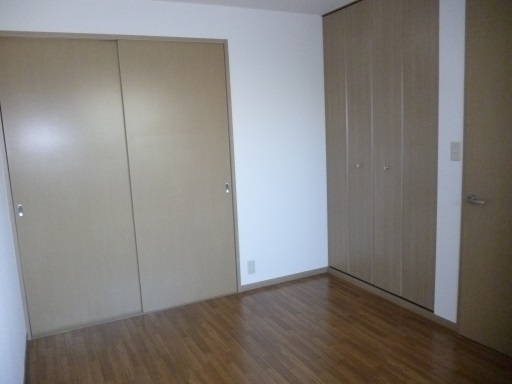 ¥á¥¾¥ó¡¦¥«¥ë¥ß¥¢¶ 102¹æ¼¼¡¦103¹æ¡¦201¹æ¡¦202¹æ