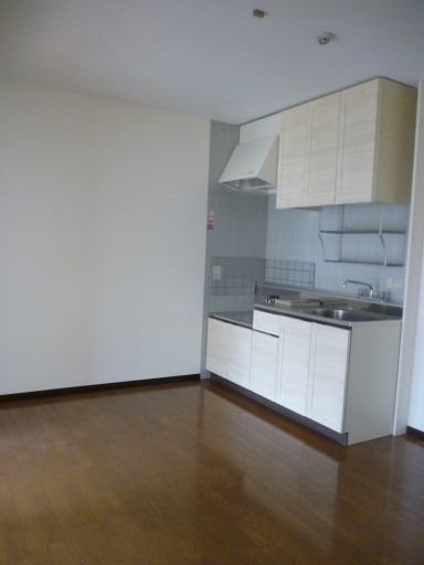 ¥µ¥Ë¡¼¥Ï¥¤¥ÄBÅï 302¡¦304¹æ¼¼